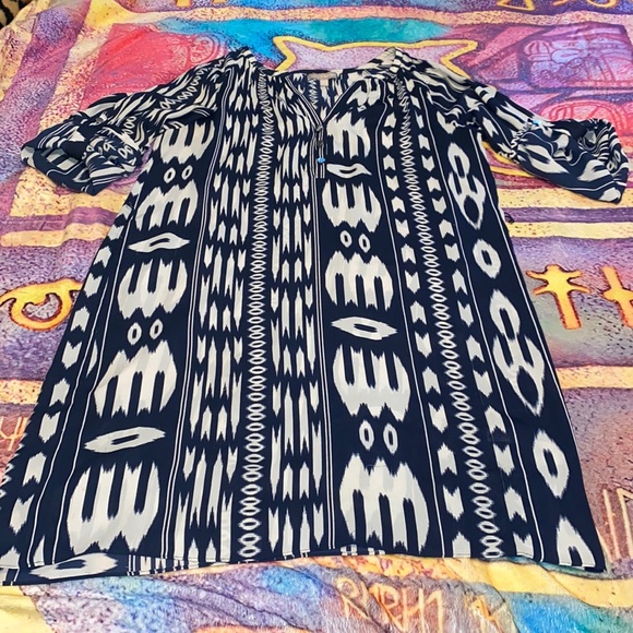 3/$30 Banana Republic Dress - Picture 5 of 11